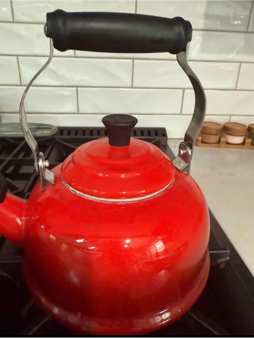 Le cruset red Stovetop Whistling Kettle with Black Handle